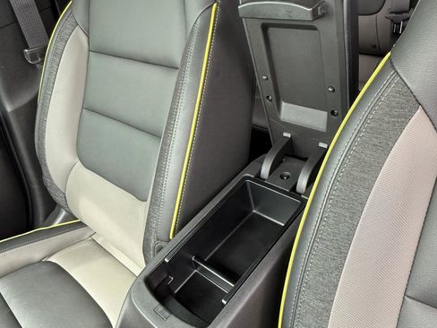 Used 2024 Chevrolet TrailBlazer ACTIV image 23