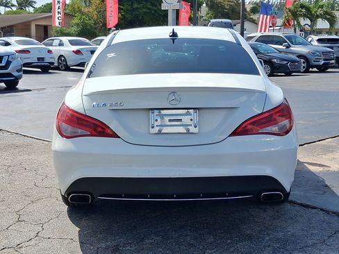 Used 2014 Mercedes-Benz CLA 250 image 7