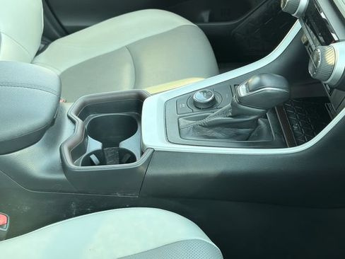 Used 2021 Toyota RAV4 Limited AWD/4WD image 6