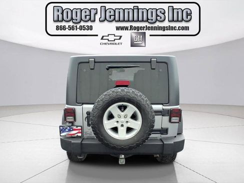 Used 2017 Jeep Wrangler Unlimited Sport w/ Quick Order Package 24S AWD/4WD image 22