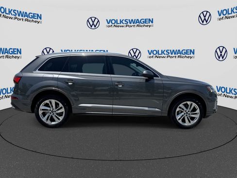 Used 2023 Audi Q7 3.0T Premium AWD/4WD image 15