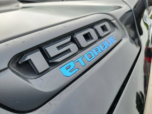 New 2026 RAM 1500 2WD Crew Cab image 11