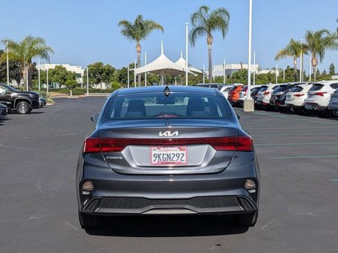 Used 2024 Kia Forte LXS image 7