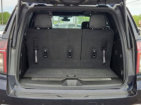 Used 2022 Chevrolet Tahoe Z71 image 9