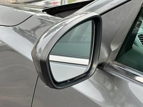 Used 2021 Nissan Sentra SV w/ Trunk Package FWD image 10