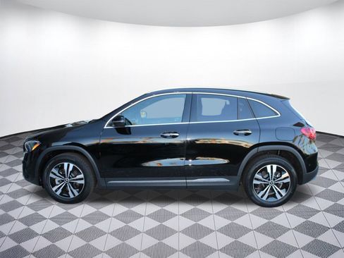 New 2026 Mercedes-Benz GLA 250 image 2