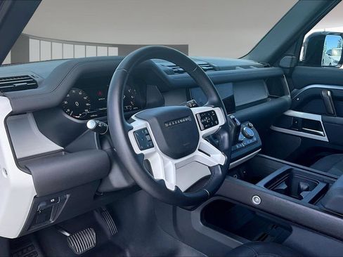 Certified 2024 Land Rover Defender 110 X-Dynamic SE AWD/4WD image 15