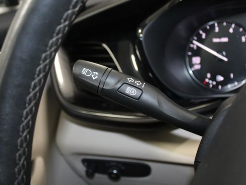 Used 2023 Buick Envision Preferred image 36