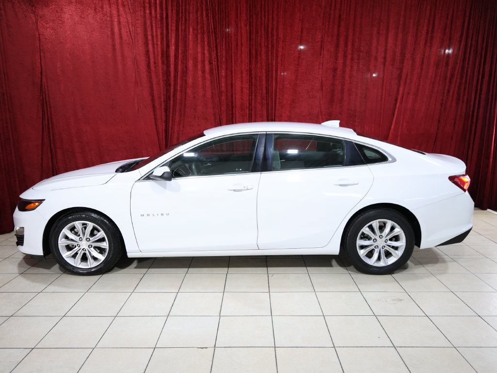 Used 2021 Chevrolet Malibu LT FWD image 4