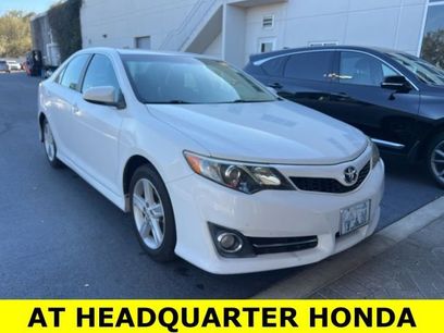 Used 2014 Toyota Camry SE w/ Moonroof Package