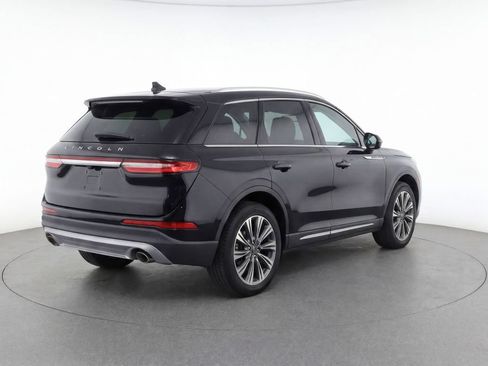 Used 2020 Lincoln Corsair Reserve w/ Elements Package FWD image 4