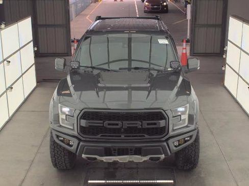 Used 2018 Ford F150 Raptor w/ Equipment Group 802A Luxury AWD/4WD image 2