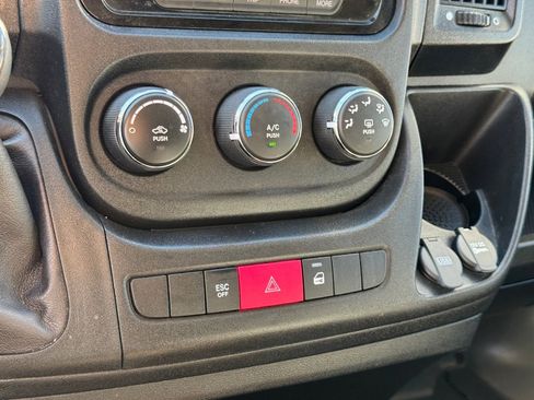 Used 2021 RAM ProMaster 2500 image 28