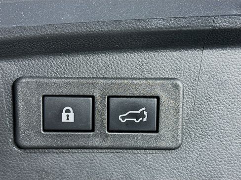 Used 2025 Subaru Outback Onyx Edition AWD/4WD image 27