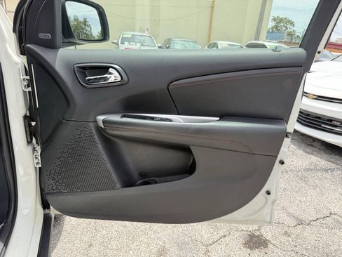 Used 2017 Dodge Journey GT AWD/4WD image 28