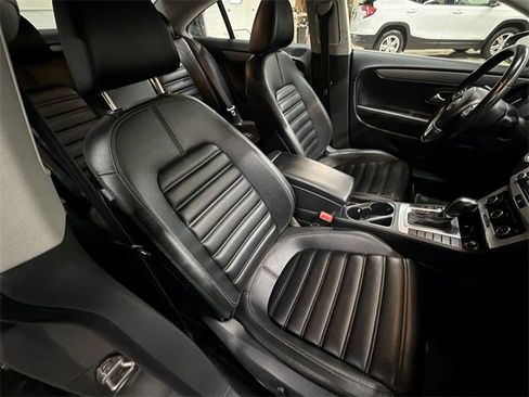 Used 2012 Volkswagen CC Sport image 27