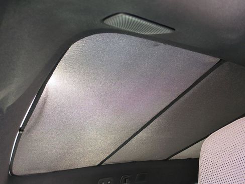 New 2025 Volvo EX90 Ultra image 16