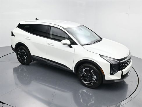 New 2026 Kia Sportage S image 40