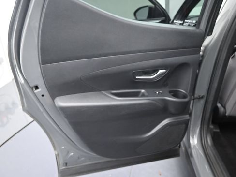 Used 2022 Hyundai Santa Cruz SEL FWD image 13