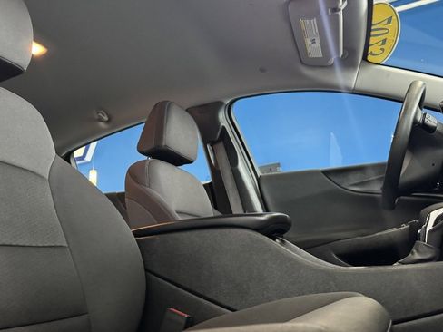 Used 2023 Chevrolet Malibu LT image 20