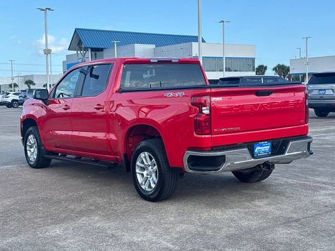 Used 2022 Chevrolet Silverado 1500 LT AWD/4WD image 14