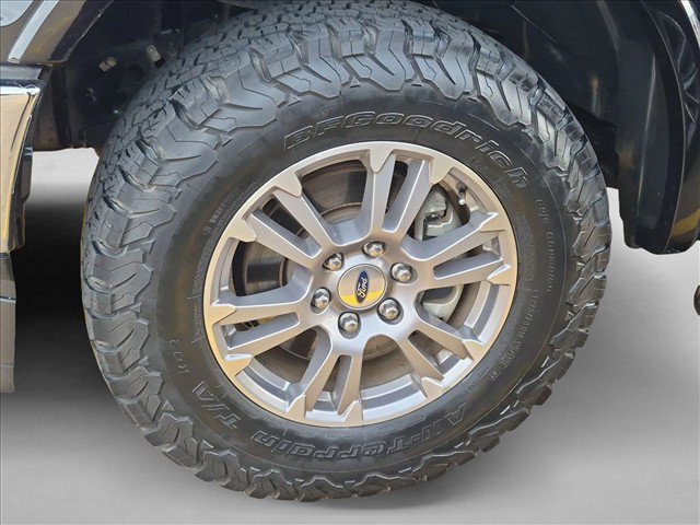 Used 2018 Ford F150 Lariat RWD image 22