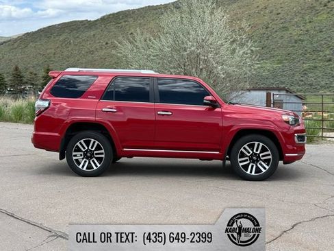 Used 2021 Toyota 4Runner Limited AWD/4WD image 6