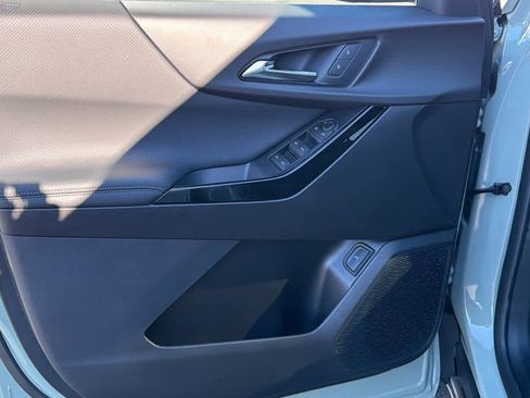 New 2026 Chevrolet Equinox LT w/ Convenience Package II image 23