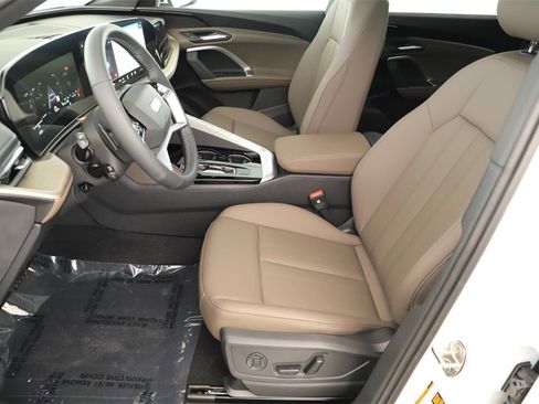 New 2025 Audi Q5 Premium image 24