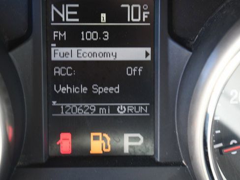 Used 2012 Jeep Grand Cherokee Overland image 33