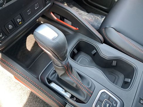 New 2026 Nissan Frontier PRO-4X w/ Pro Premium Package image 25