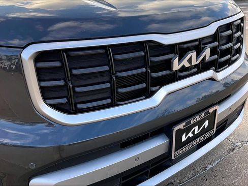 Certified 2024 Kia Telluride SX image 32