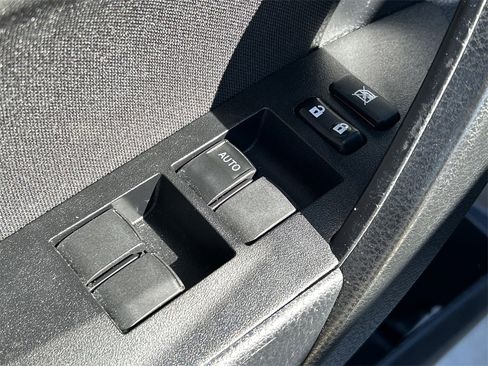 Used 2019 Toyota Corolla L image 20