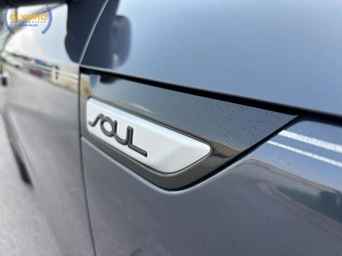 Used 2016 Kia Soul ! image 15