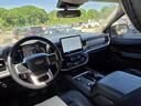 Used 2024 Ford Expedition Max XLT AWD/4WD image 6