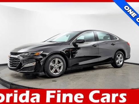 Used 2024 Chevrolet Malibu LT image 1