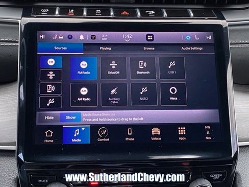 Used 2024 Jeep Grand Cherokee L Limited w/ Luxury Tech Group II image 27