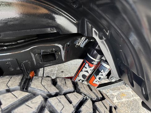 Used 2024 Jeep Gladiator Mojave image 6