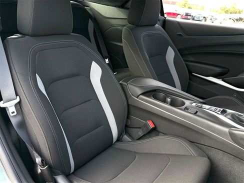 Used 2023 Chevrolet Camaro LT w/ Technology Package image 26