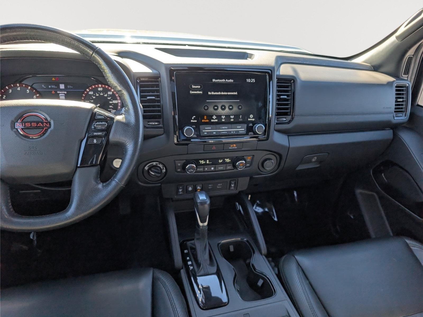 Used 2022 Nissan Frontier PRO-4X w/ Pro-4X Premium Package AWD/4WD image 18