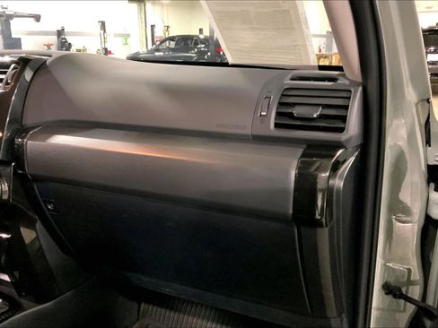 Used 2023 Toyota 4Runner TRD Off-Road Premium w/ Off Road Premium Plus Package AWD/4WD image 18