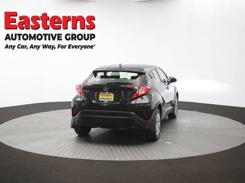 Used 2022 Toyota C-HR Limited FWD image 37