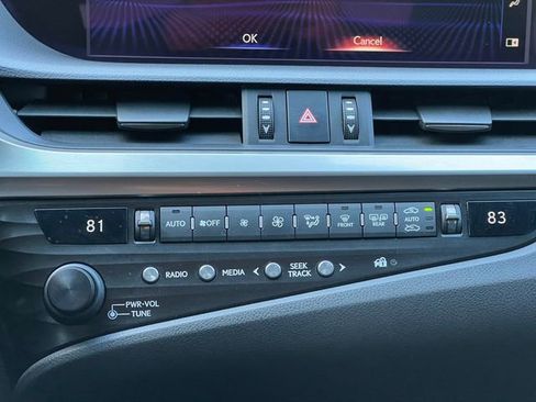 Used 2020 Lexus ES 350 F Sport w/ Accessory Package image 4