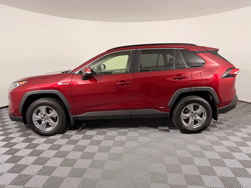 Used 2019 Toyota RAV4 XLE w/ Convenience Package AWD/4WD image 12