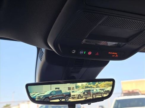 New 2026 Chevrolet Traverse LT w/ Driver Confidence Package FWD image 25