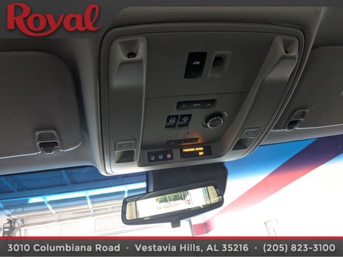 Used 2020 Cadillac Escalade Luxury RWD image 27