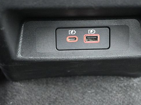 Used 2023 Nissan Altima 2.5 SV AWD/4WD image 9