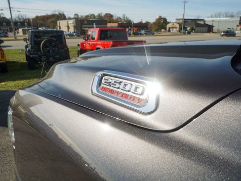 Used 2021 RAM 2500 Big Horn w/ Level B Equipment Group image 3