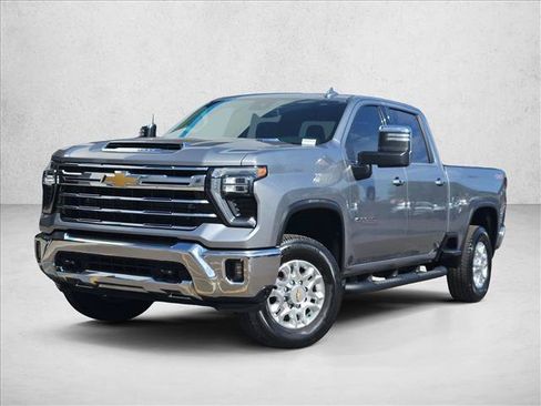 Certified 2025 Chevrolet Silverado 2500 LTZ AWD/4WD image 4