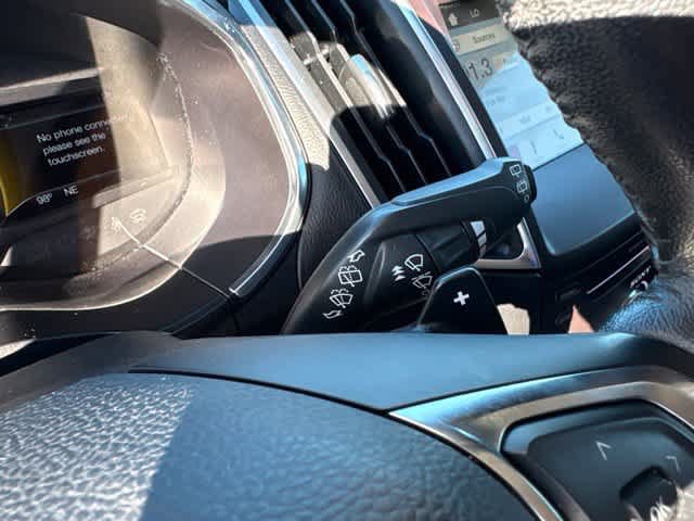 Used 2017 Ford Edge Titanium w/ Technology Package FWD image 17